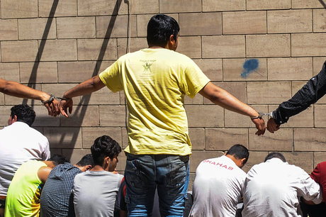 درصد،سرقت،سارقان،آماري،ارتكاب،پژوهش،نمونه،مال،آزار،تهديد،مقر ...